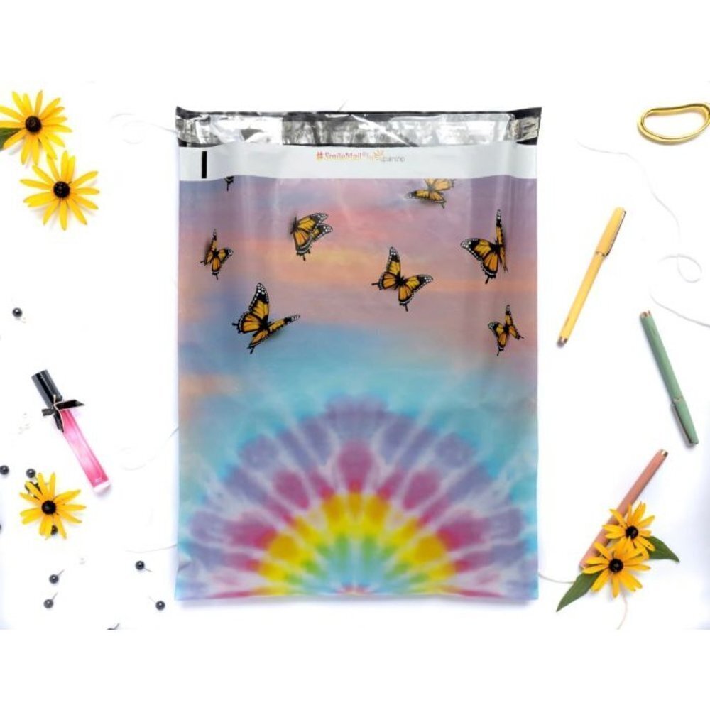 30 PK 19X24 TIE DYE RAINBOWS FROM HEAVEN WITH BUTTERFLIES POLYMAILER - Picture 2 of 4